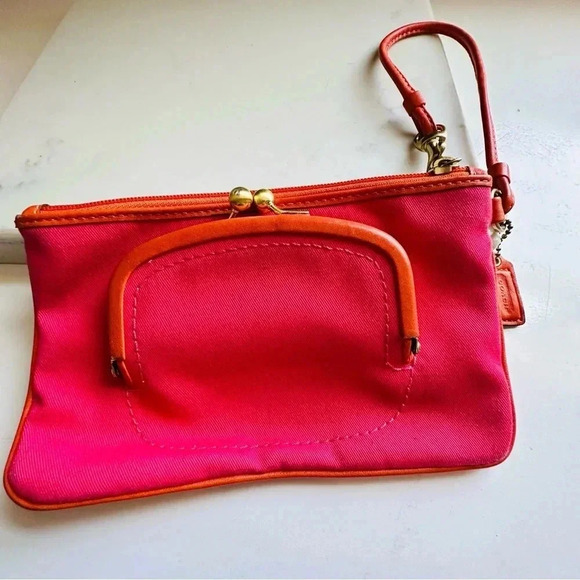 Coach Y2K Rare Ltd Ed Bonnie Cashin Cash Wristlet - Picture 5 of 5